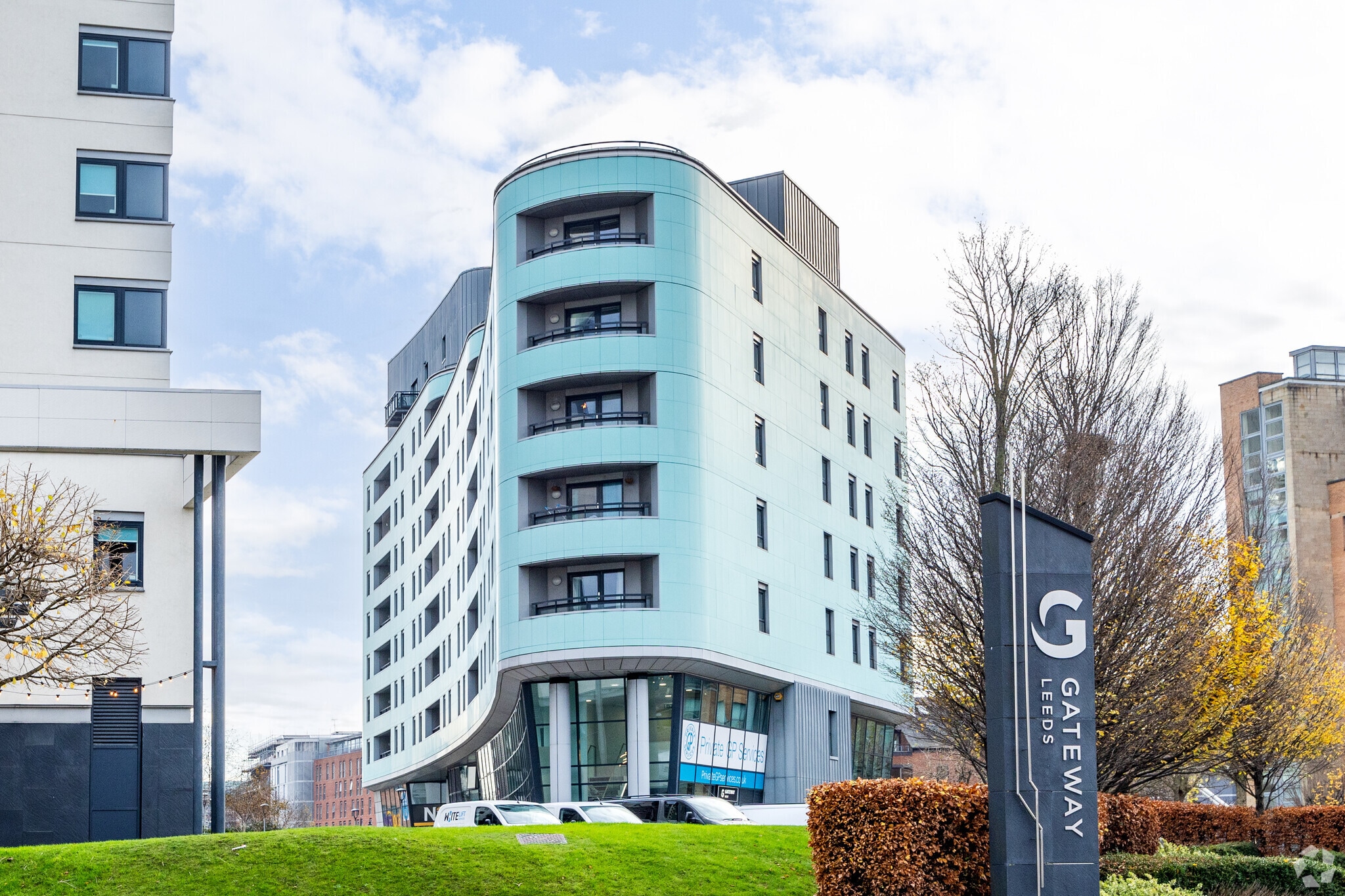 Crown Point Rd, Leeds for sale Primary Photo- Image 1 of 1