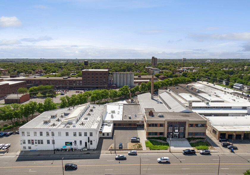 1618-1620 Central Ave NE, Minneapolis, MN for lease - Building Photo - Image 3 of 39