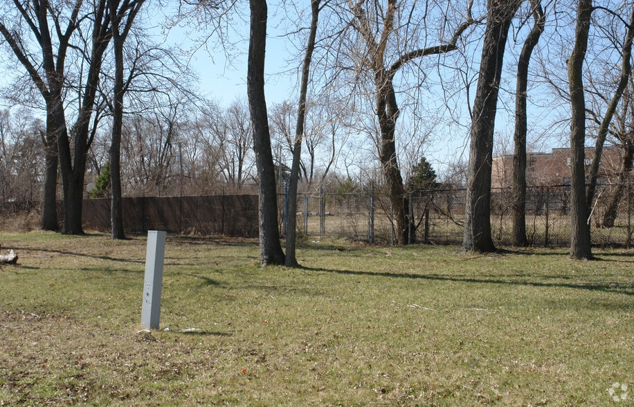 2701 Ogden Ave, Lisle, IL for sale - Building Photo - Image 1 of 6