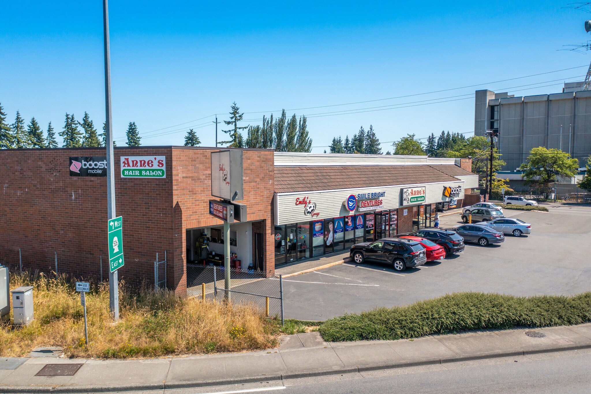 315 E Casino Rd, Everett, WA 98208 Casino Corner Strip Center