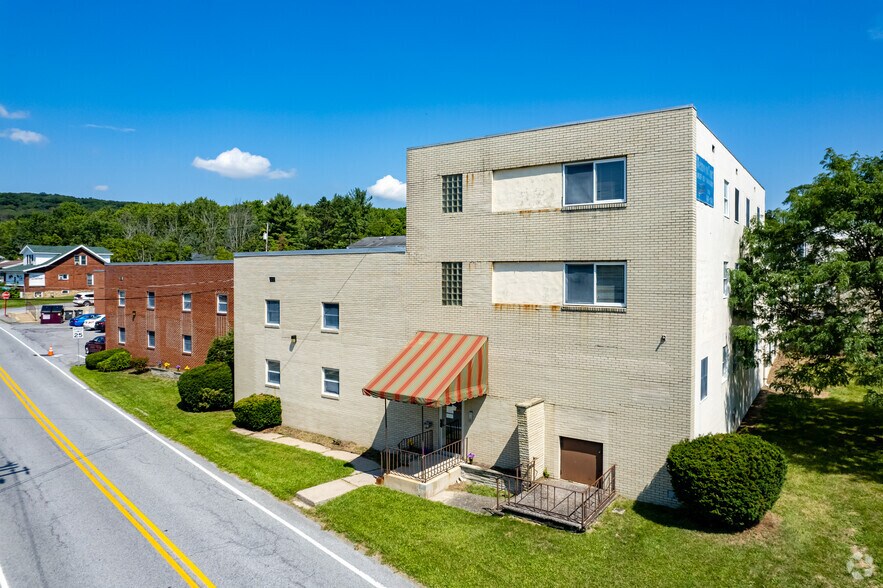 2708 Wehnwood Rd, Altoona, PA for sale - Building Photo - Image 1 of 24