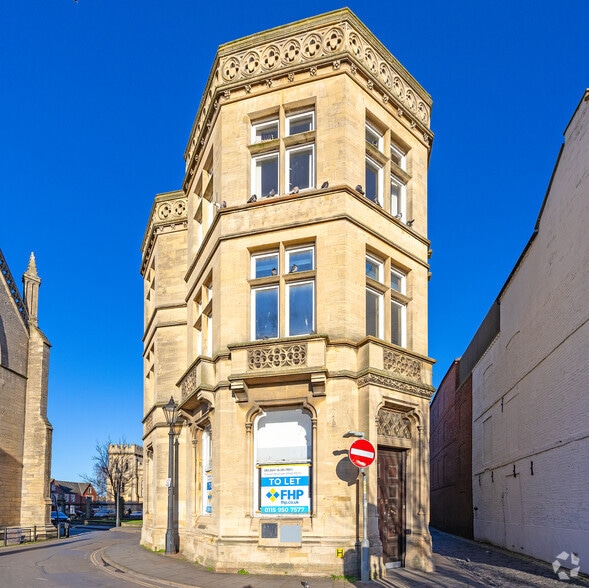 52 Market Pl, Boston for sale - Building Photo - Image 2 of 3