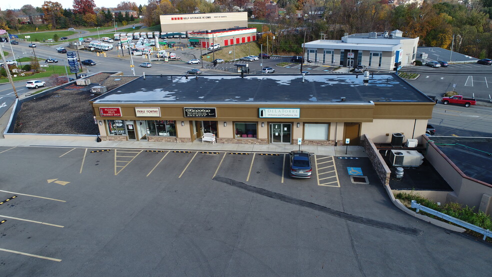 25 Clairton Blvd, Pleasant Hills, PA for lease - Building Photo - Image 2 of 2