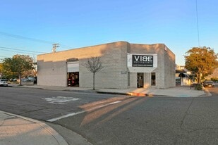 2nd Floor Coworking Space | Heart of Burbank - Warehouse