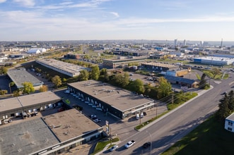 518-552 42nd Ave SE, Calgary, AB for lease Building Photo- Image 1 of 2