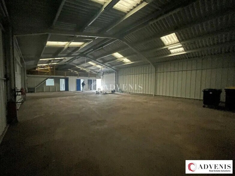 Flex in Cestas for lease - Interior Photo - Image 2 of 7