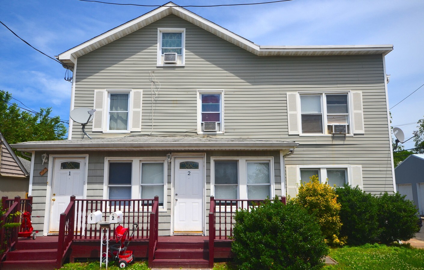 139 Broad St, Keyport, NJ 07735