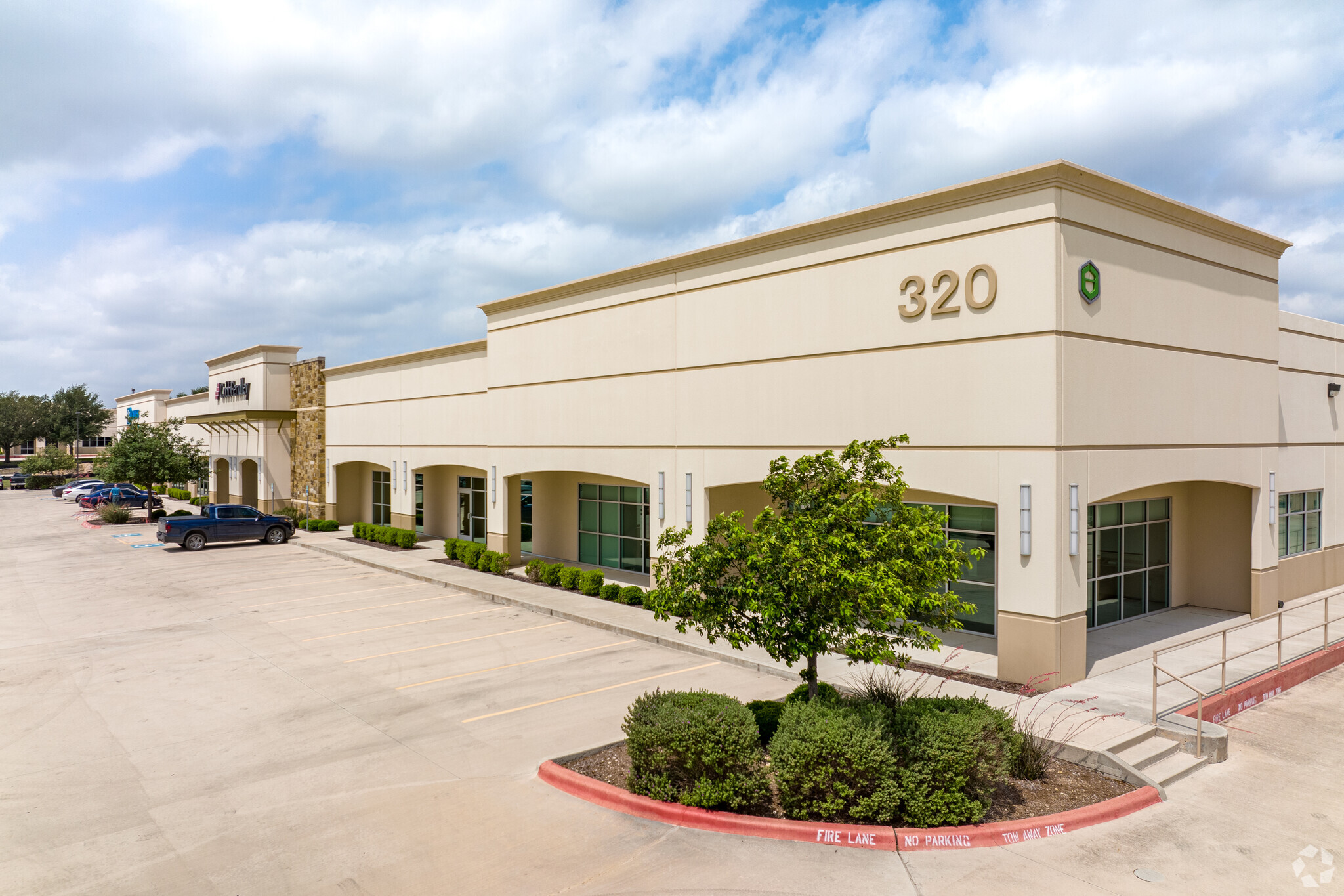 320 Barnes Dr, San Marcos, TX for sale Building Photo- Image 1 of 1