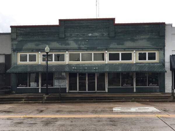 126 N Main St, Grand Saline, TX for sale - Primary Photo - Image 1 of 1