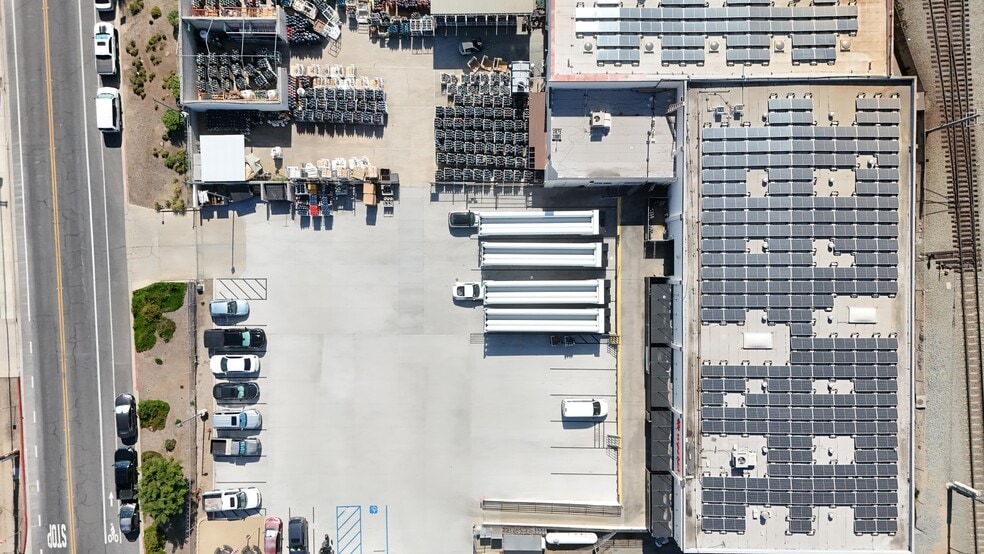 1180 Marshall Ave, El Cajon, CA for lease - Building Photo - Image 3 of 7