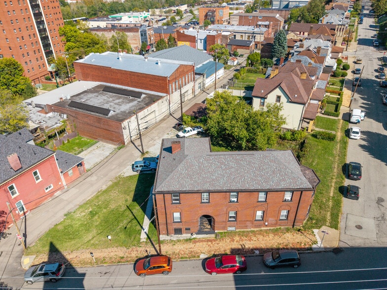 815 McClure St, Munhall, PA for sale - Building Photo - Image 2 of 25