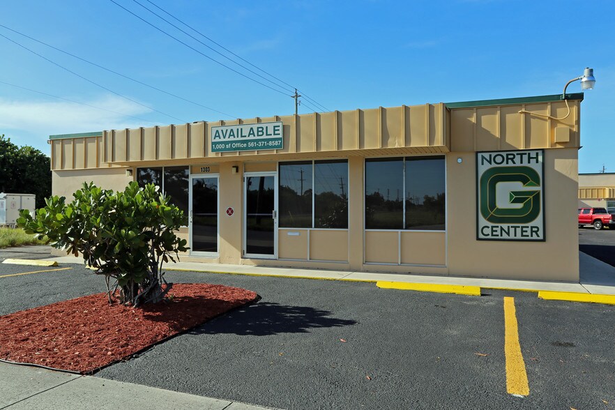 1303-1317 Central Ter, Lake Worth, FL for lease - Building Photo - Image 1 of 7