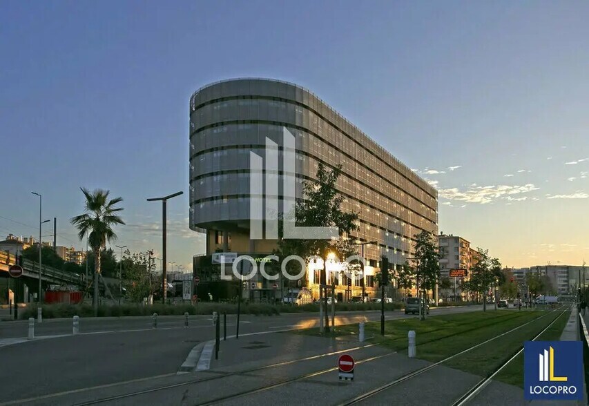 Office in Nice for lease - Building Photo - Image 1 of 12