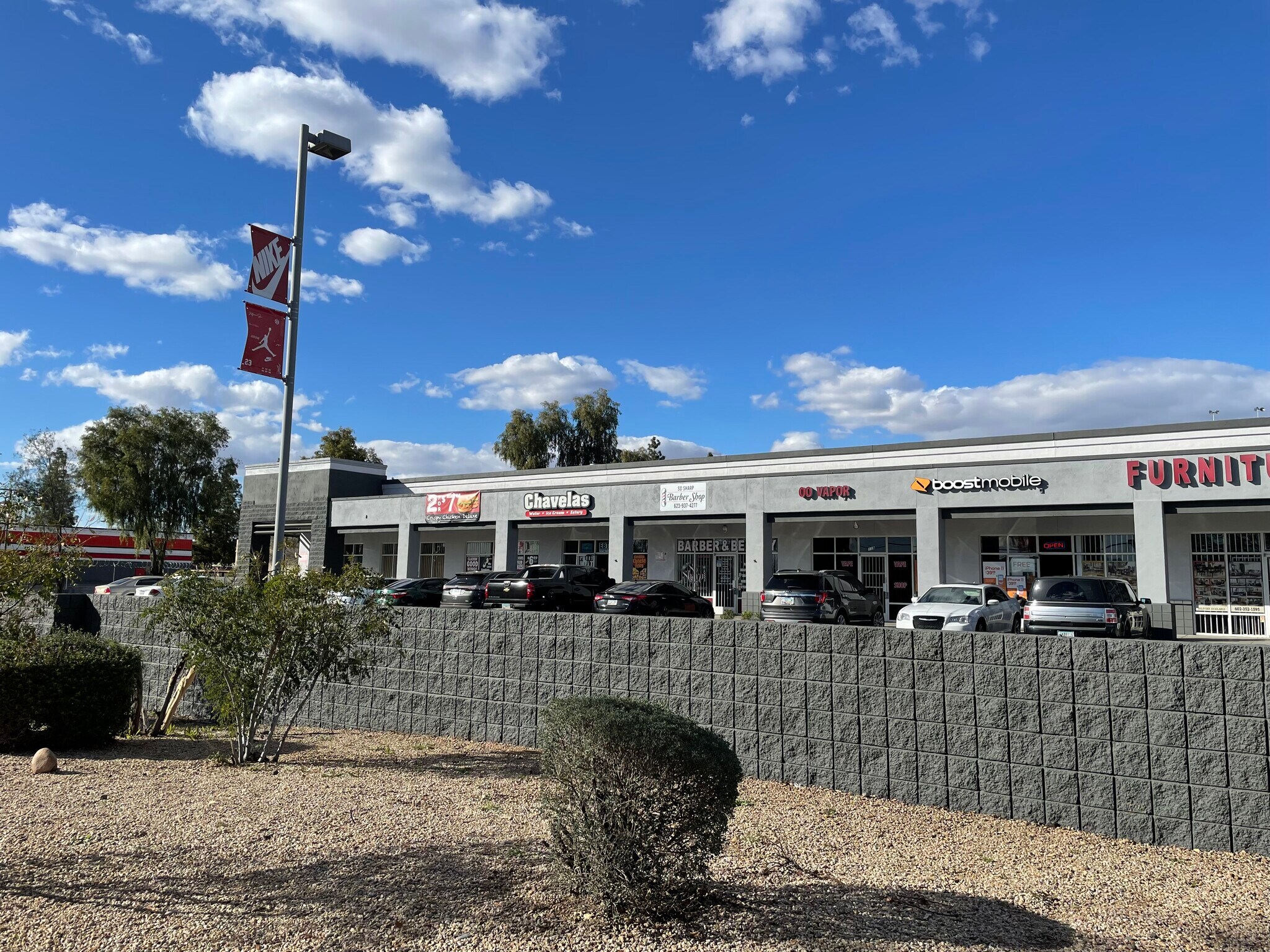 24 West Camelback Road - fs53img