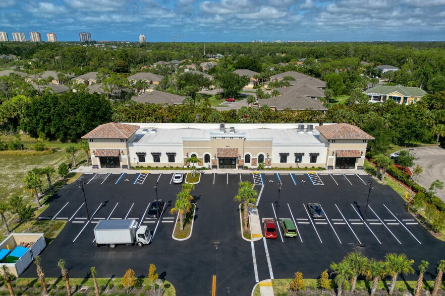 22904 Lyden Dr, Estero, FL for lease - Building Photo - Image 2 of 8