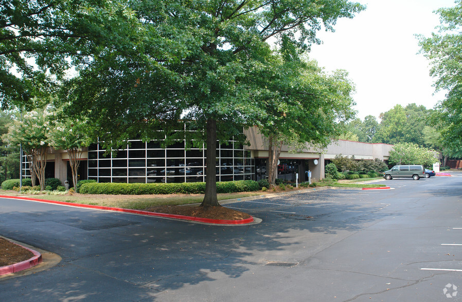 7840 Roswell Rd, Sandy Springs, GA 30350 - Bldg 400, Unit 475 | LoopNet