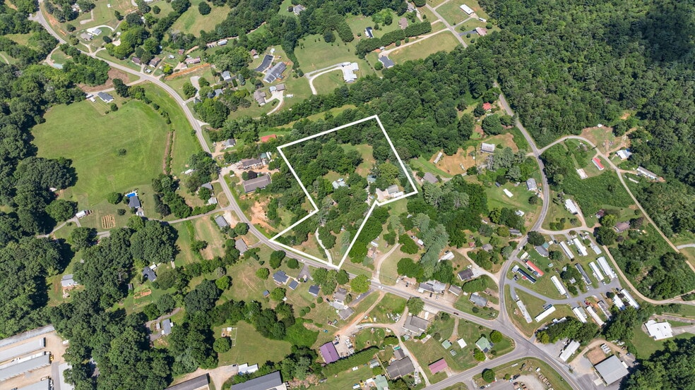 1689 Old Murphy Rd, Franklin, NC for sale - Building Photo - Image 3 of 33