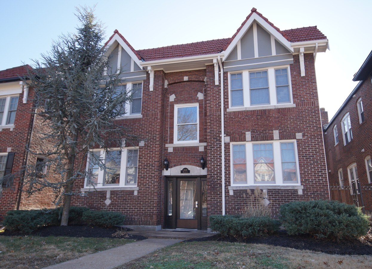 6048 Washington Blvd, Saint Louis, MO 63112