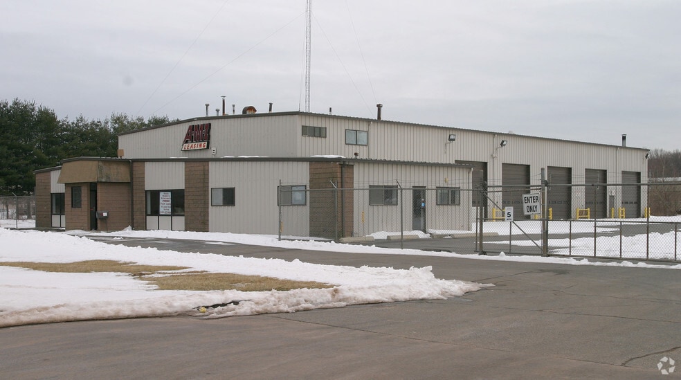 283 Burnham St, East Hartford, CT for sale - Building Photo - Image 2 of 4