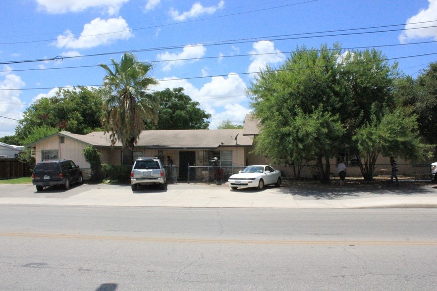 1405 S Hackberry, San Antonio, TX for sale - Building Photo - Image 2 of 12