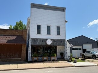 More details for 320 N Main St, Scandinavia, WI - Retail for Sale
