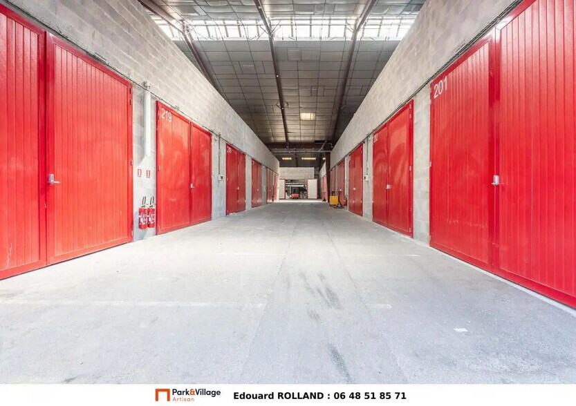 Industrial in Strasbourg for lease - Interior Photo - Image 1 of 4