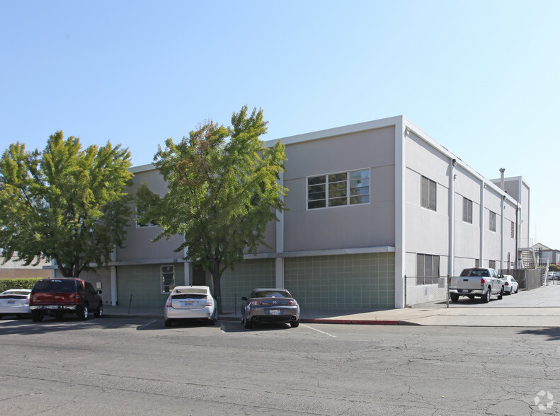 1116 M St, Modesto, CA for sale - Building Photo - Image 2 of 3