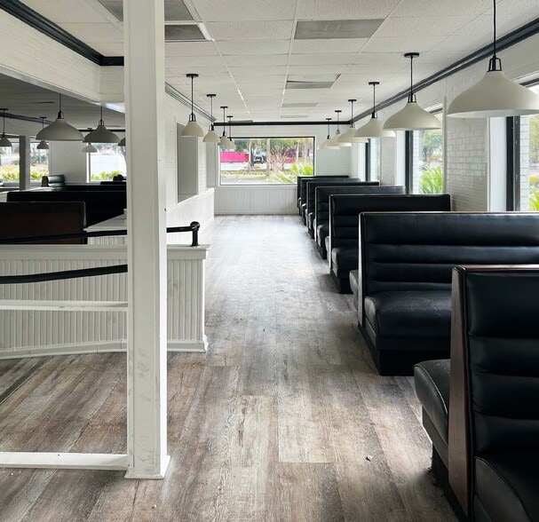 12103 Collegiate Way, Orlando, FL for lease - Interior Photo - Image 2 of 6