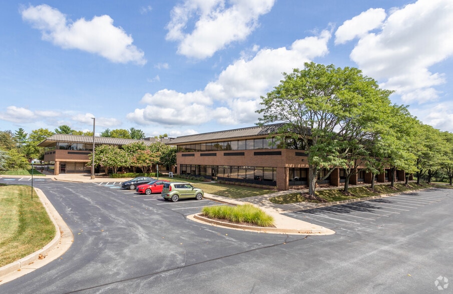 21 Governors Ct, Windsor Mill, MD for sale - Primary Photo - Image 1 of 1