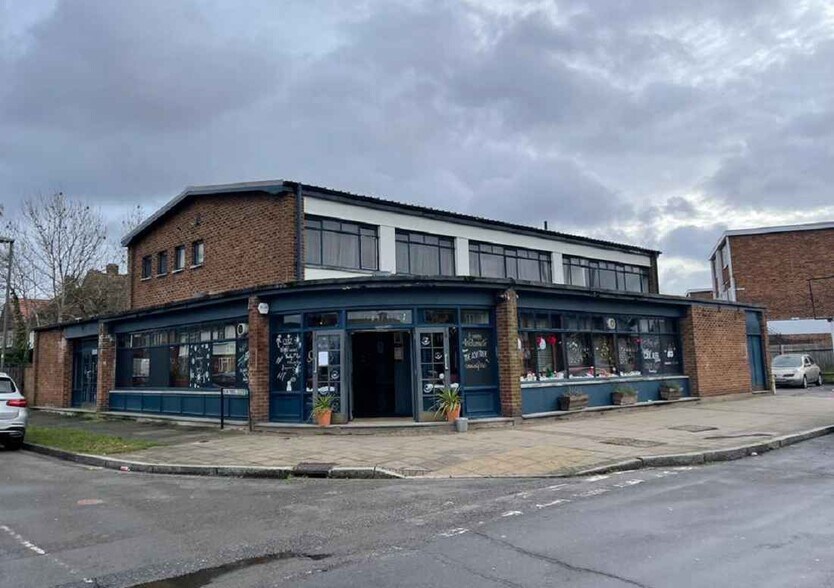 119A Convent Rd, Ashford, TW15 2HW Retail for Sale