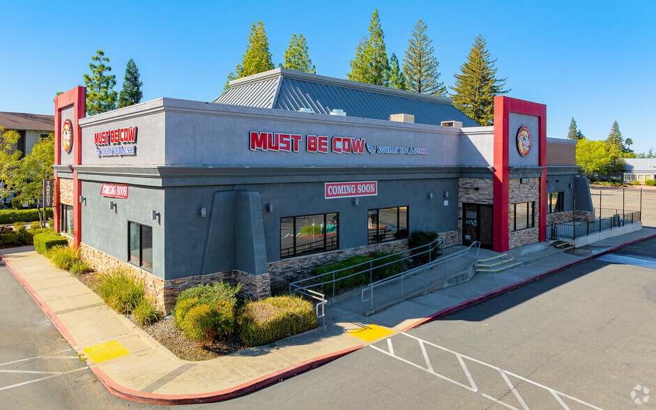 5511 Sunrise Blvd, Citrus Heights, CA for sale - Primary Photo - Image 1 of 1