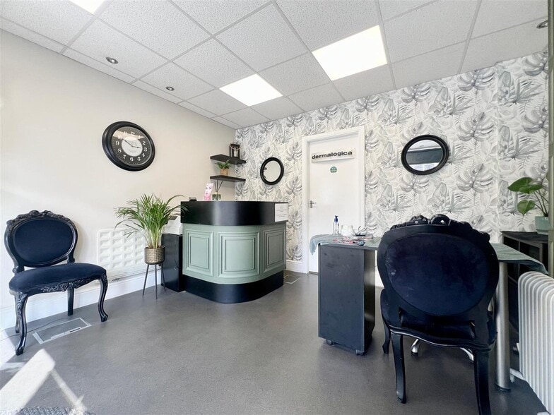 14 Mill St, Clowne for sale - Interior Photo - Image 1 of 8