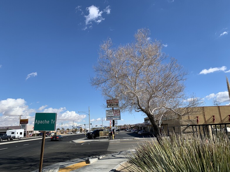 56089 Twentynine Palms Hwy, Yucca Valley, CA for sale - Building Photo - Image 1 of 1