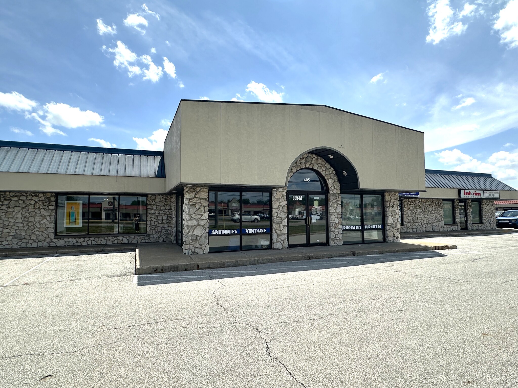 535 W Edison Rd, Mishawaka, IN for lease Building Photo- Image 1 of 10