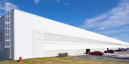 1600 Dolwick Rd, Erlanger, KY for lease Building Photo- Image 1 of 1