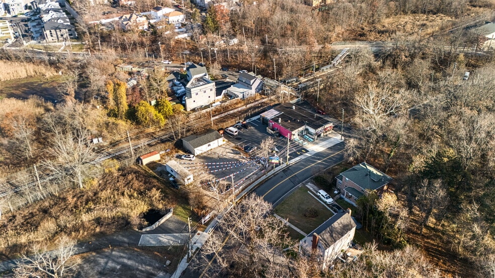 6833 Amboy Rd, Staten Island, NY for sale - Aerial - Image 2 of 9