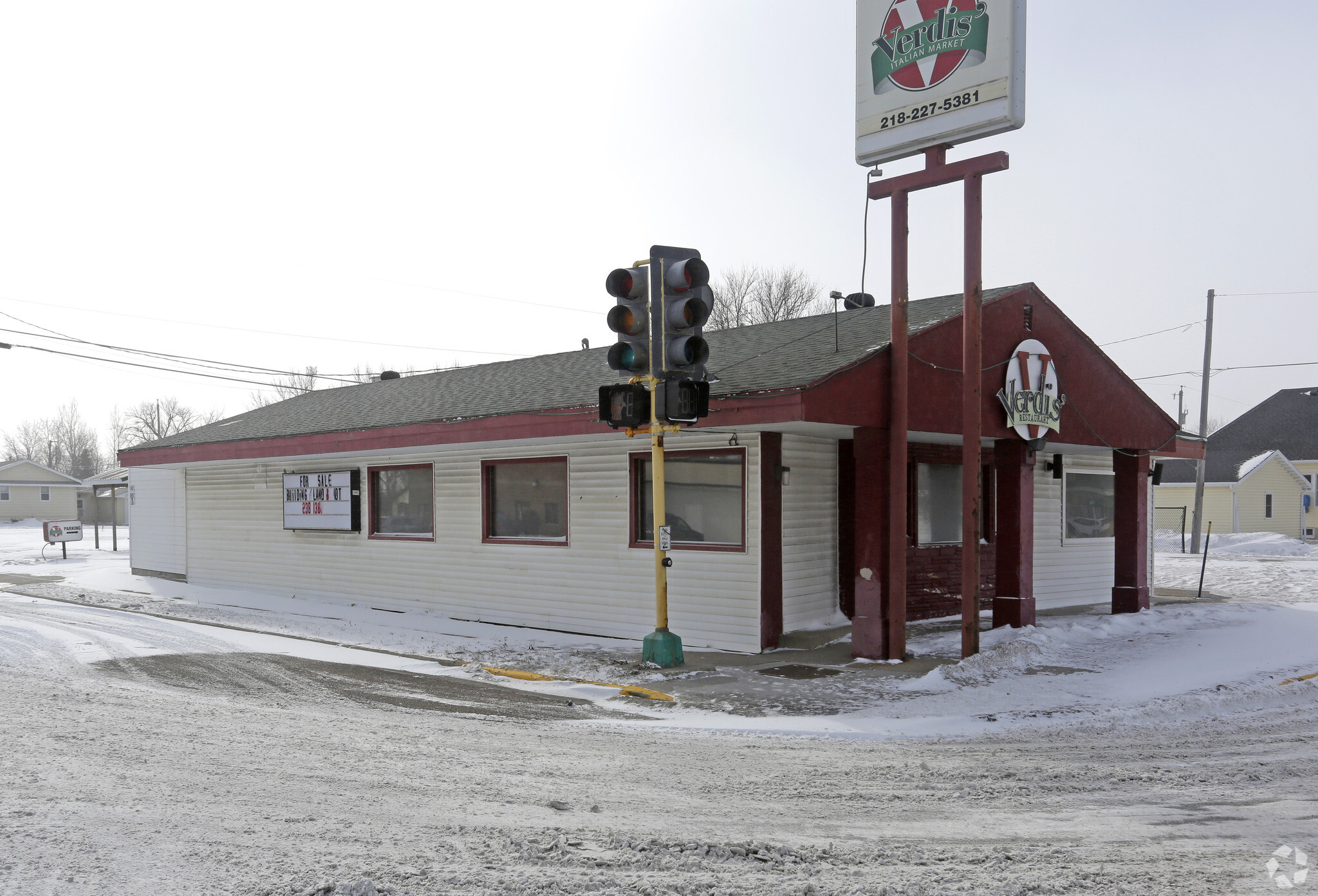 4 Center Ave W, Dilworth, MN for sale Primary Photo- Image 1 of 1