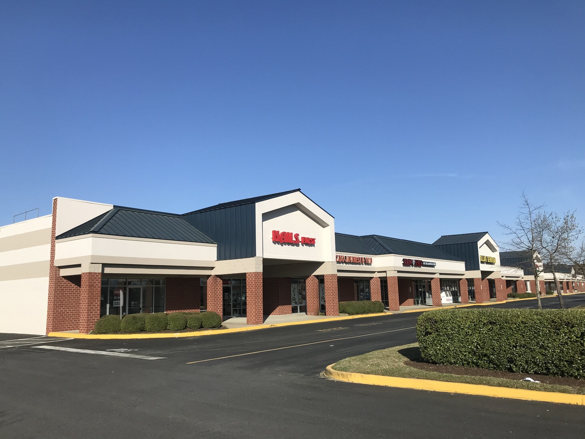 1217 Cedar Rd, Chesapeake, VA 23322 Las Gaviotas Shopping Center