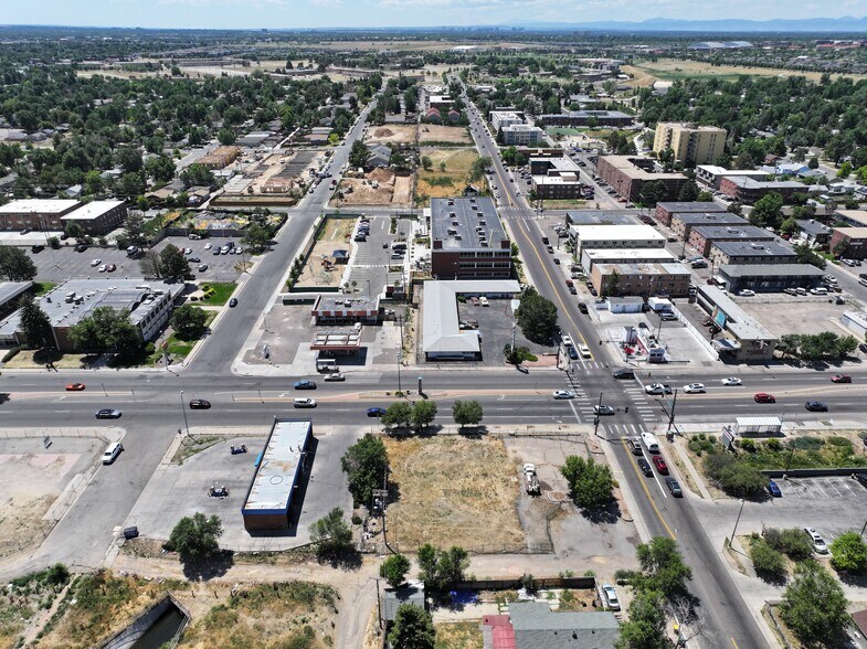 8905 & 8969 E Colfax Ave portfolio of 2 properties for sale on LoopNet.com - Building Photo - Image 3 of 10
