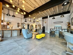 Newerne St, Lydney for lease Interior Photo- Image 1 of 2