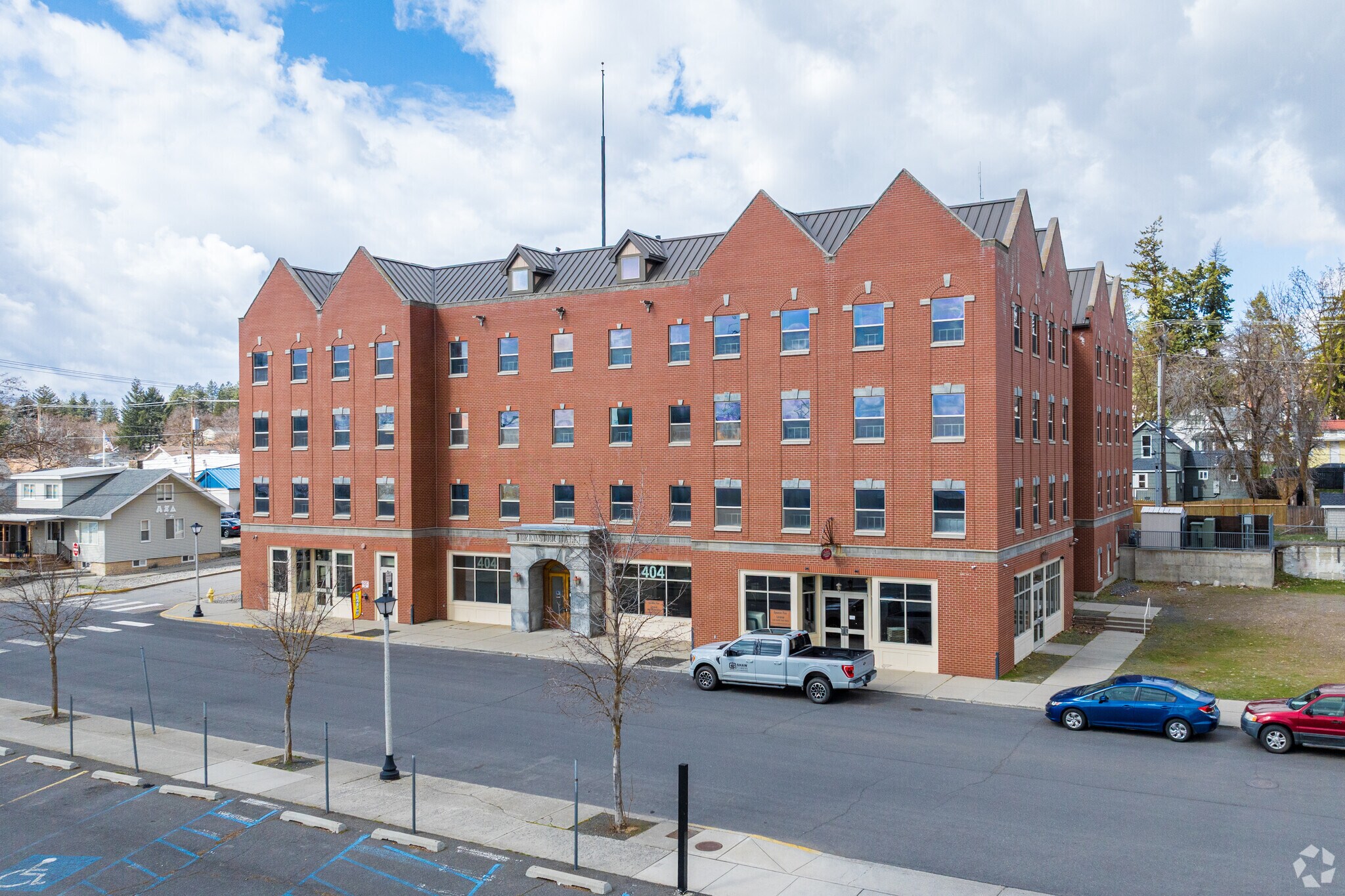 404 2nd St, Cheney, WA for lease Primary Photo- Image 1 of 31