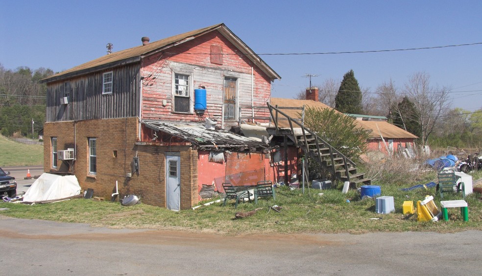 8390 NE Hiwassee St, Charleston, TN for sale - Building Photo - Image 3 of 3