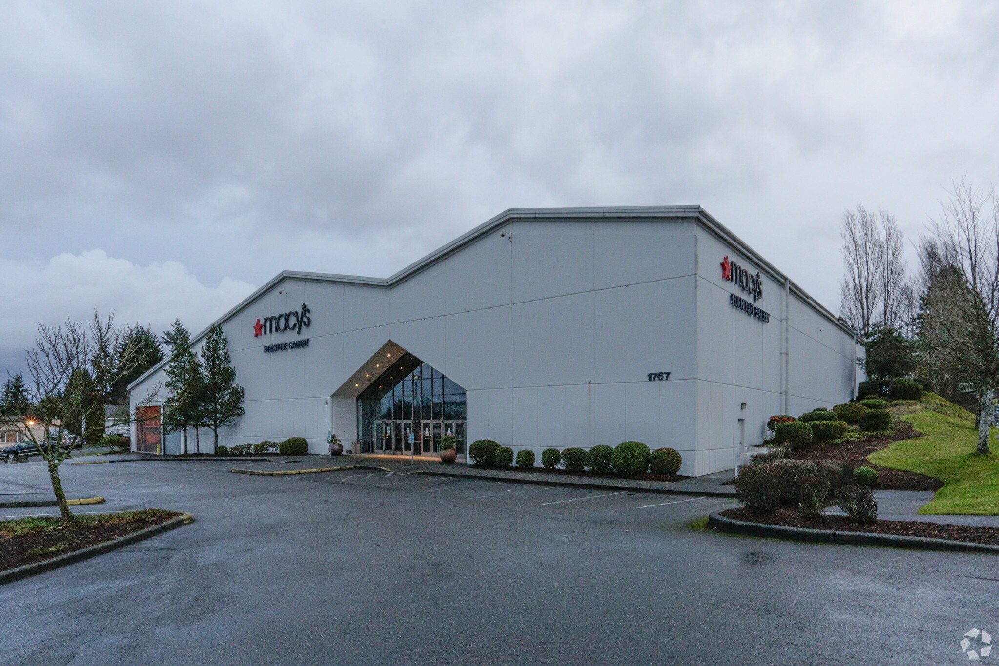 1767 S 48th St, Tacoma, WA for lease Building Photo- Image 1 of 5
