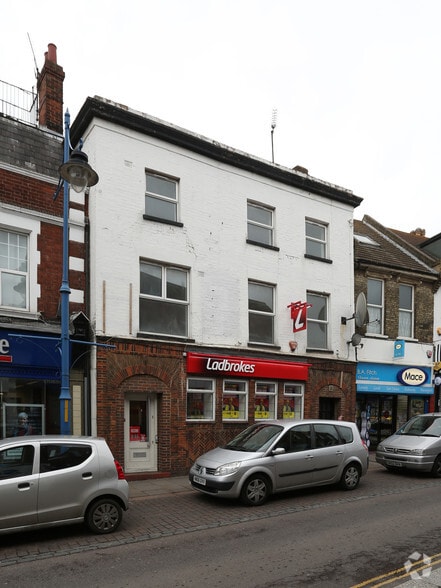 64-66 High St, Sheerness for sale - Primary Photo - Image 1 of 3