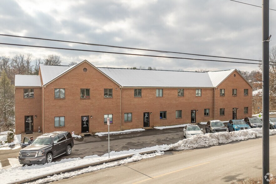 608 E McMurray Rd, McMurray, PA for sale - Primary Photo - Image 1 of 1