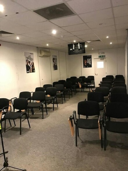 7-11 Bridge St, Guildford for lease - Building Photo - Image 2 of 3