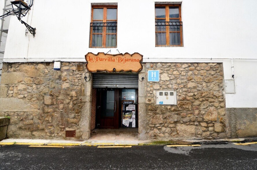 Retail in Béjar for sale - Building Photo - Image 1 of 17