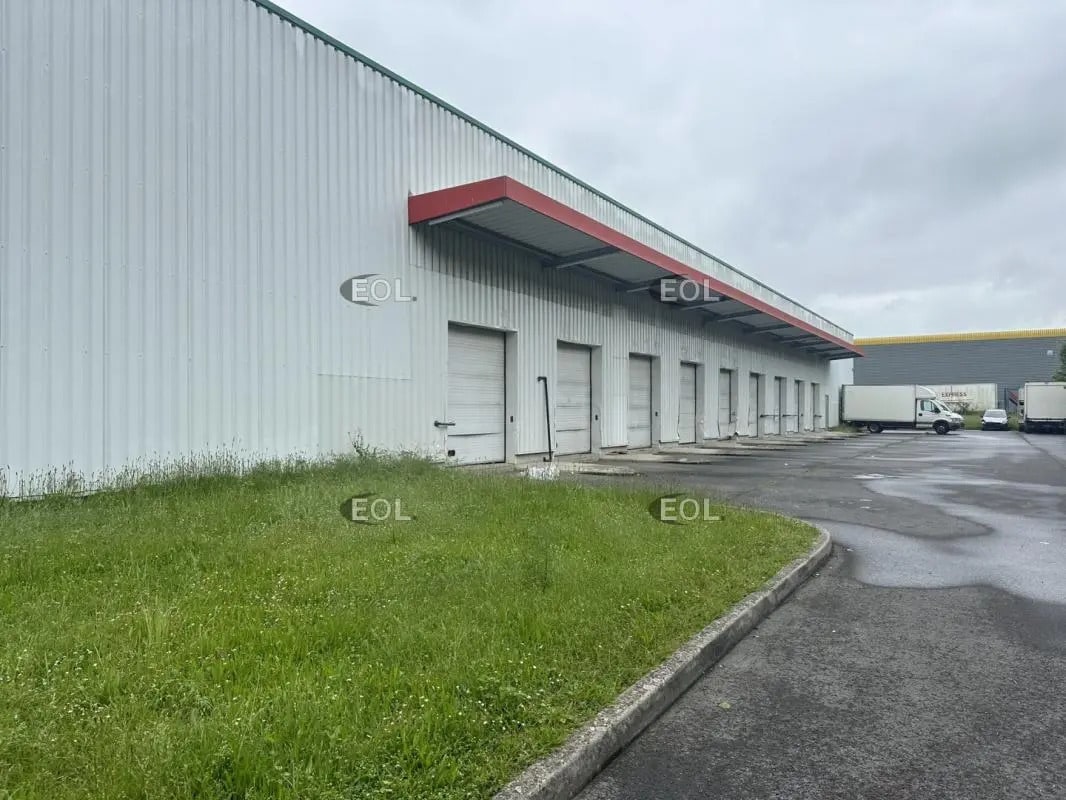 Industrial in Mitry-Mory for lease Building Photo- Image 1 of 11