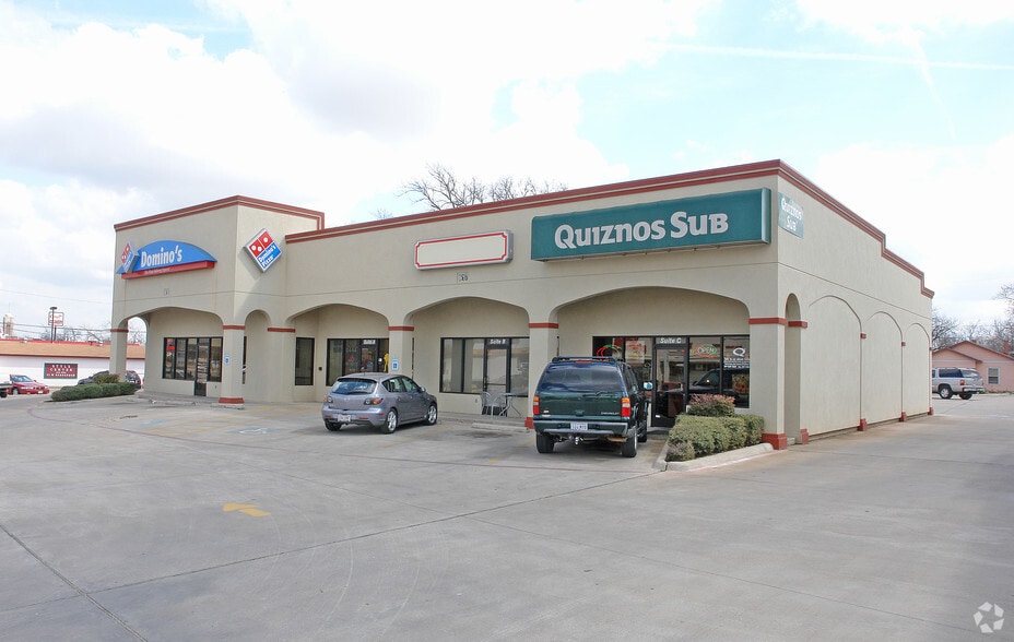 615-617 W Henderson St, Cleburne, TX for sale - Primary Photo - Image 1 of 1