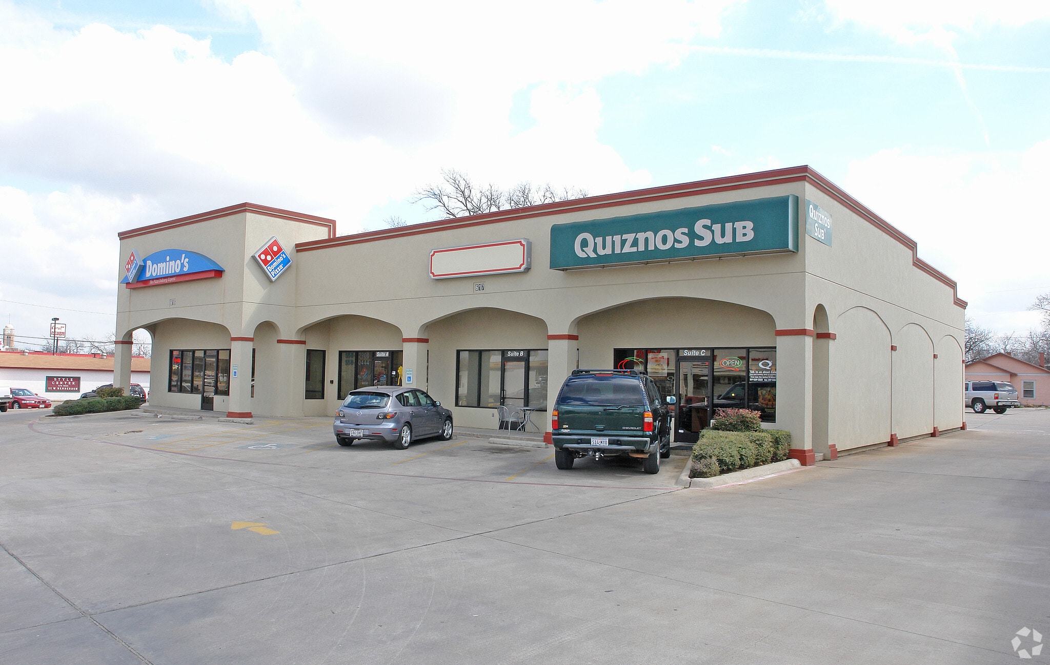 615-617 W Henderson St, Cleburne, TX for sale Primary Photo- Image 1 of 1